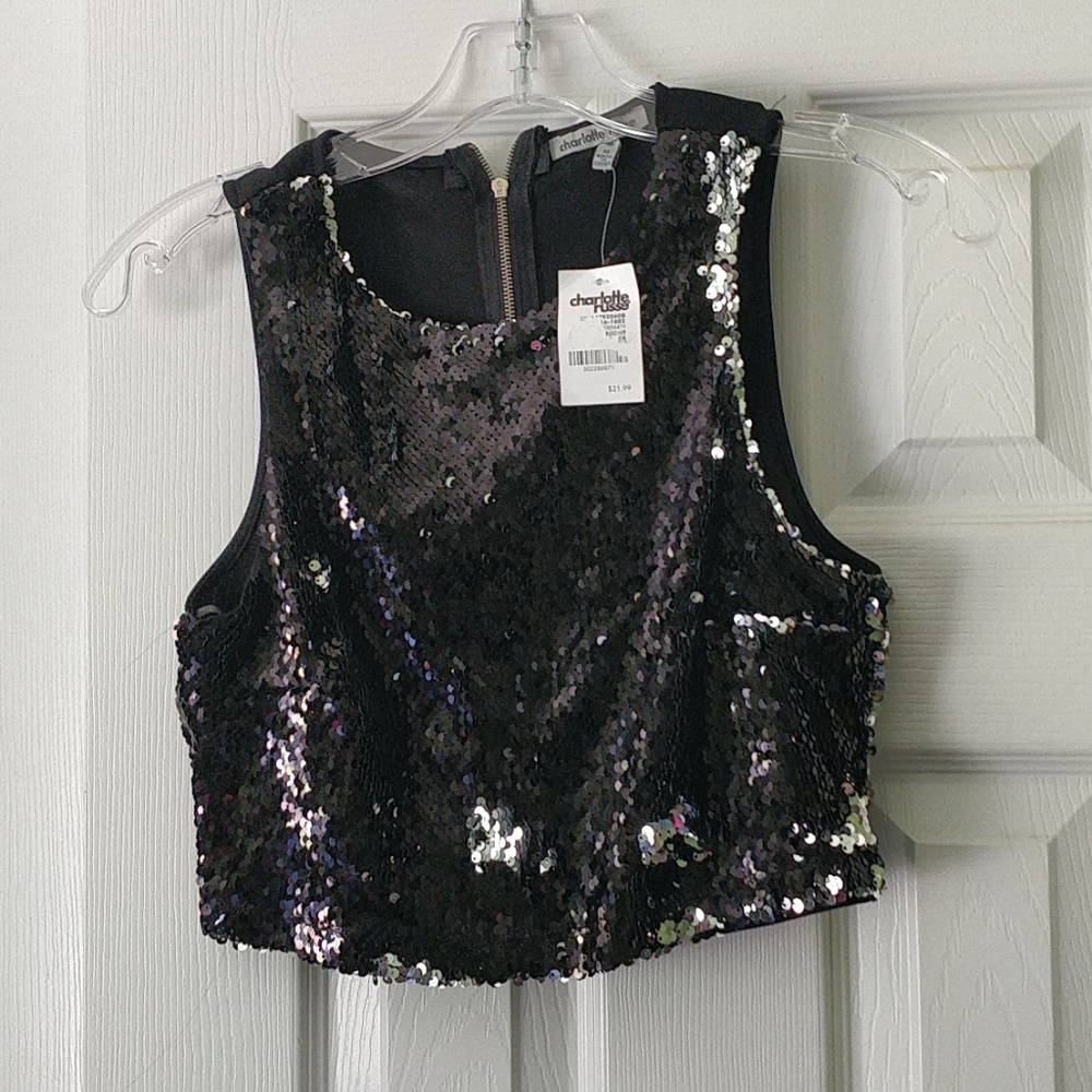 Medoum Charlotte Russe sequin black crop top